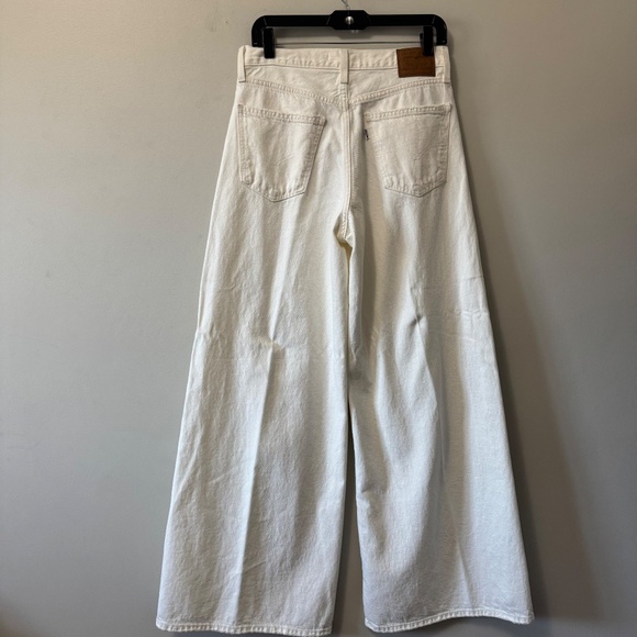 Levi's  Premium XL Flood Women's Cream Wide Leg Jeans SZ 26 - Picture 3 of 11